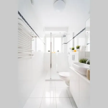 3 Big - 150 M Town Hall - Nice Design Apartment